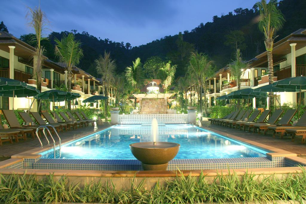 Khaolak Bayfront Resort Takuapa Dış mekan fotoğraf