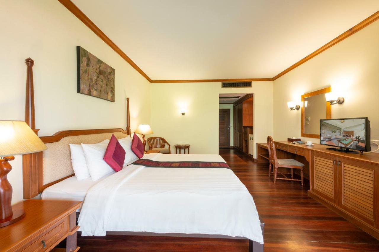 Khaolak Bayfront Resort Takuapa Dış mekan fotoğraf